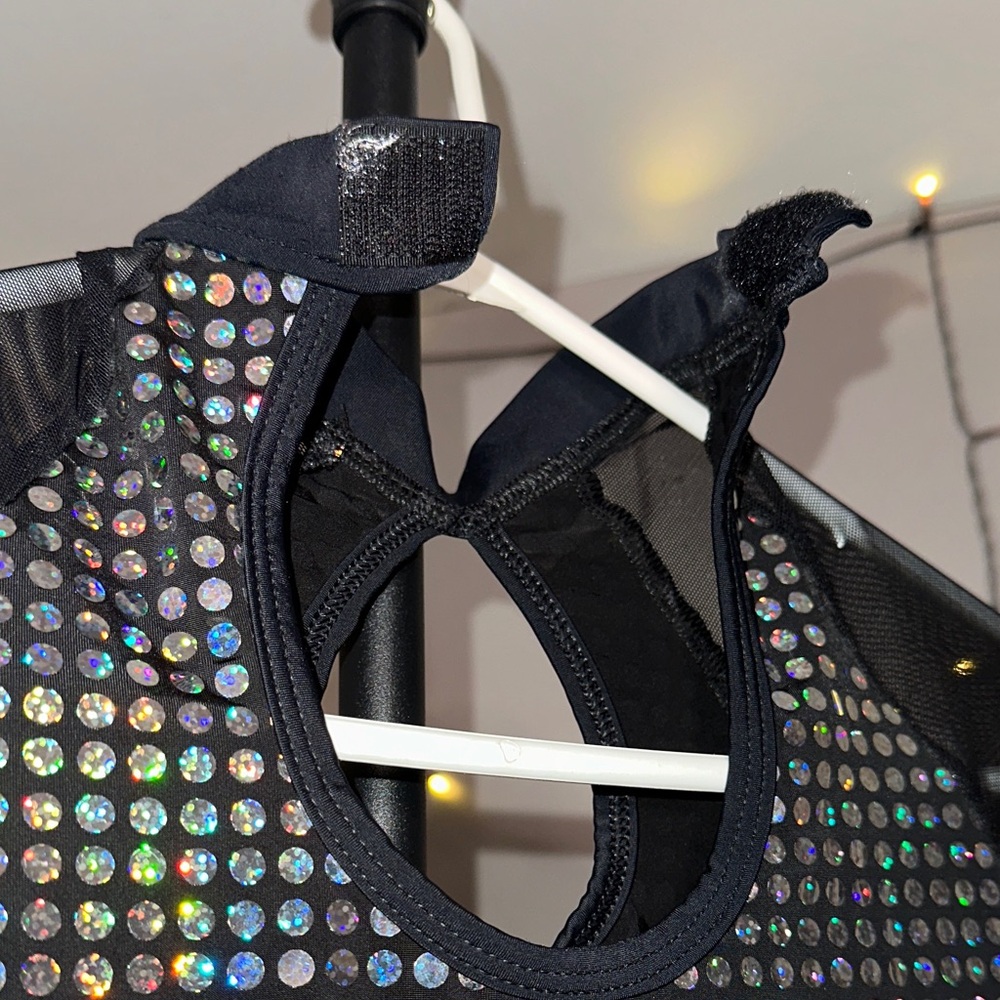 Source Unknown Black And Silver Sequin Blouse - image 5